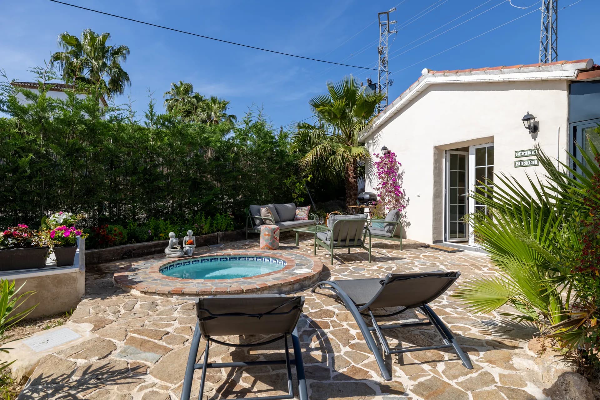 Casita Jeromi, 3
