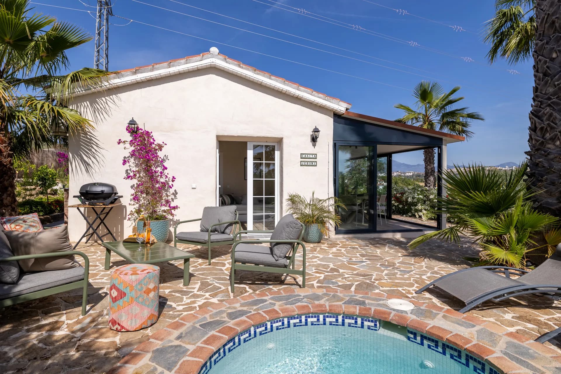 Casita Jeromi, 16